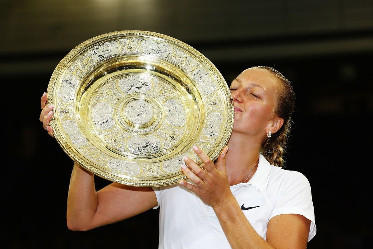 亚博体育官网-科维托娃迎来二十赛季出色发挥，掘金观众热烈欢呼！上演精彩一战-亚博体育官网